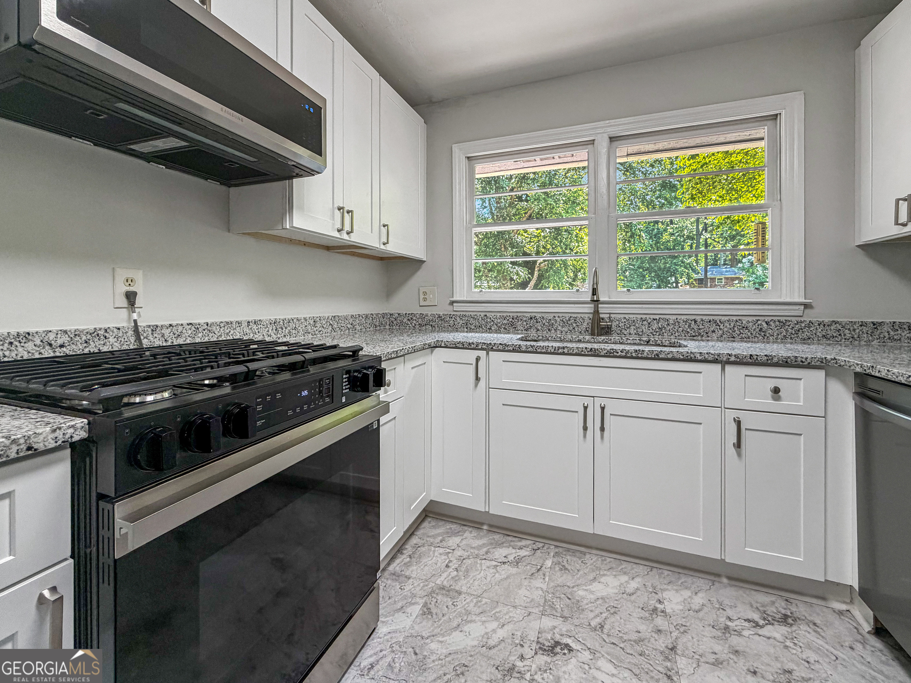 106 Larose Circle SE Marietta GA 30060