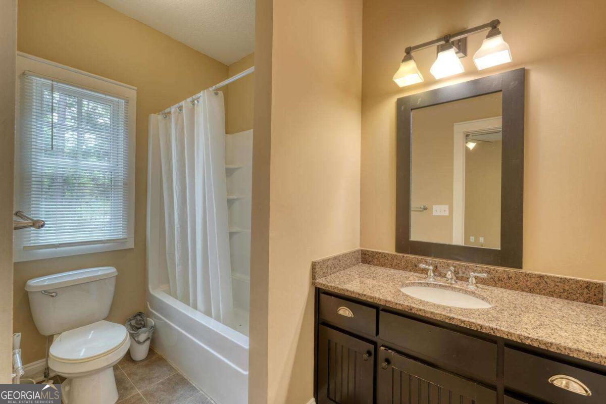 1401 Lakeside Road Hiawassee GA 30546