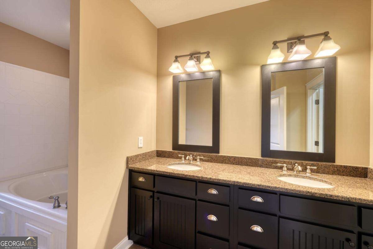 1401 Lakeside Road Hiawassee GA 30546
