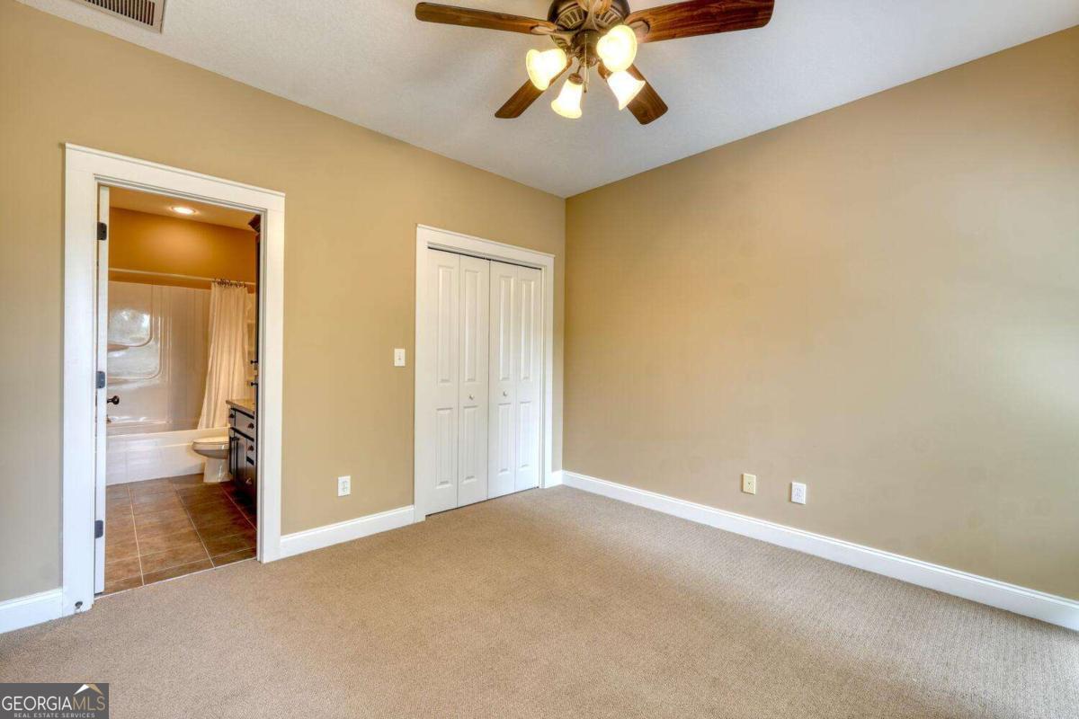 1401 Lakeside Road Hiawassee GA 30546