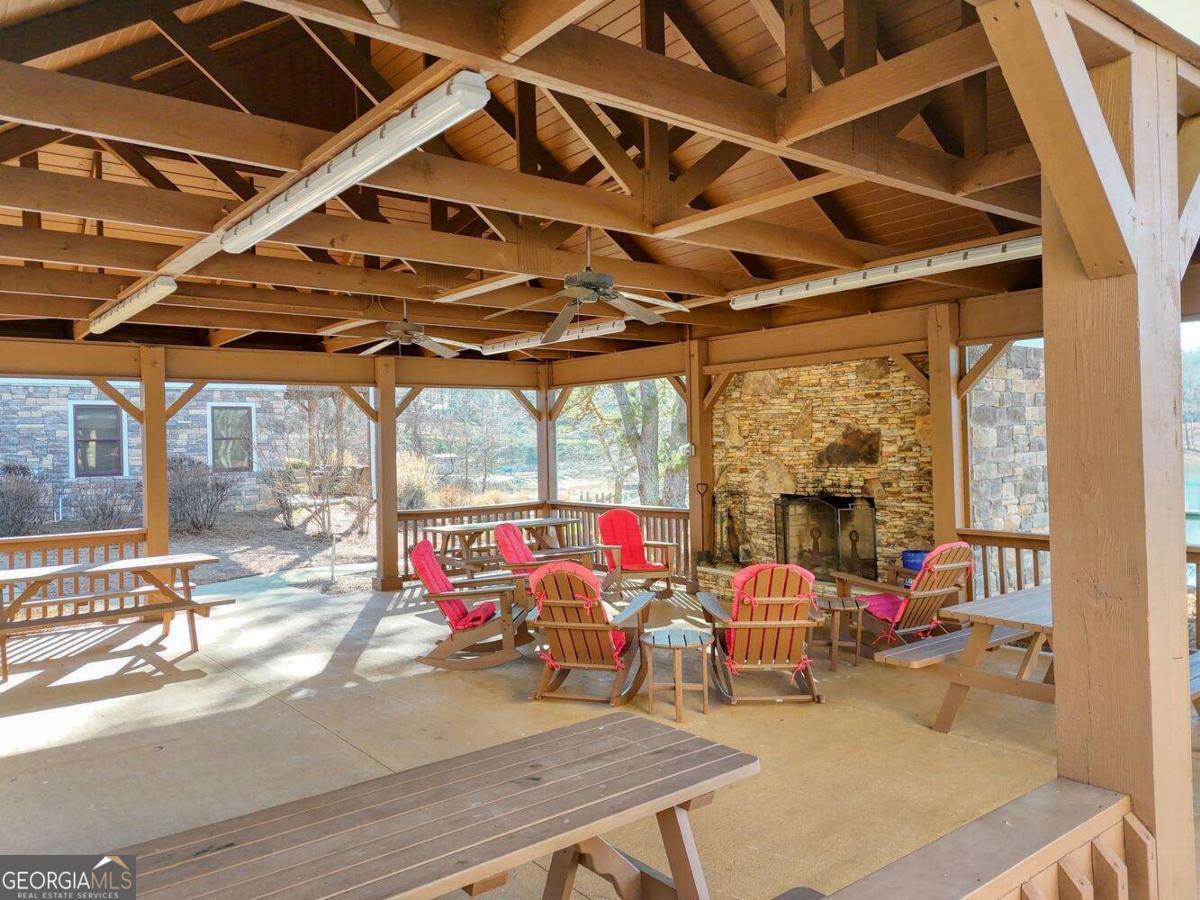 1401 Lakeside Road Hiawassee GA 30546