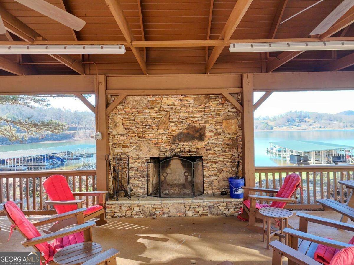 1401 Lakeside Road Hiawassee GA 30546