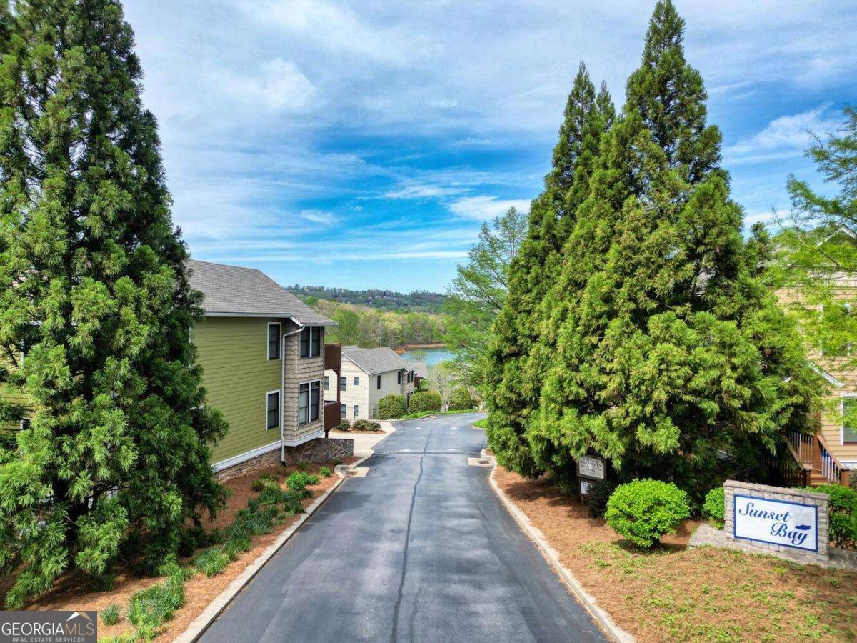 1401 Lakeside Road Hiawassee GA 30546