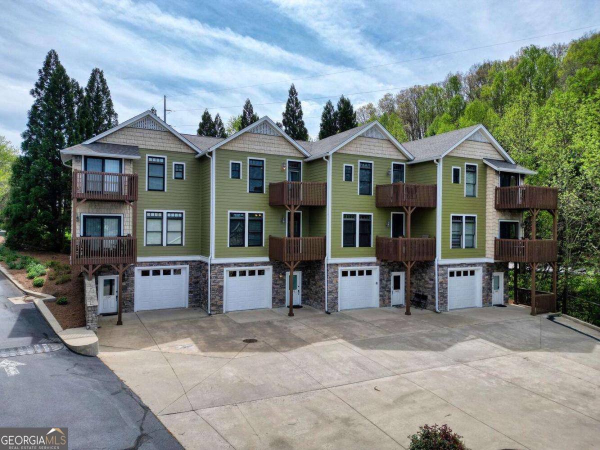 1401 Lakeside Road Hiawassee GA 30546