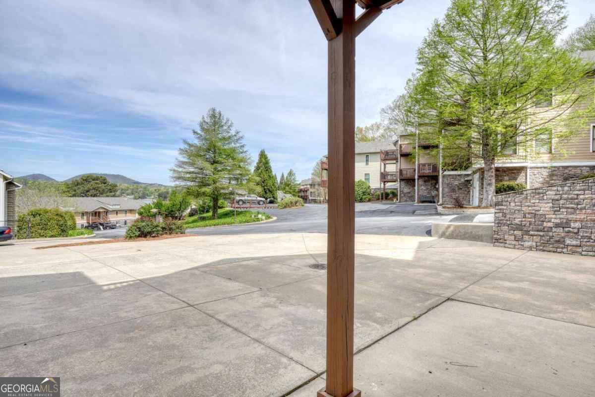 1401 Lakeside Road Hiawassee GA 30546