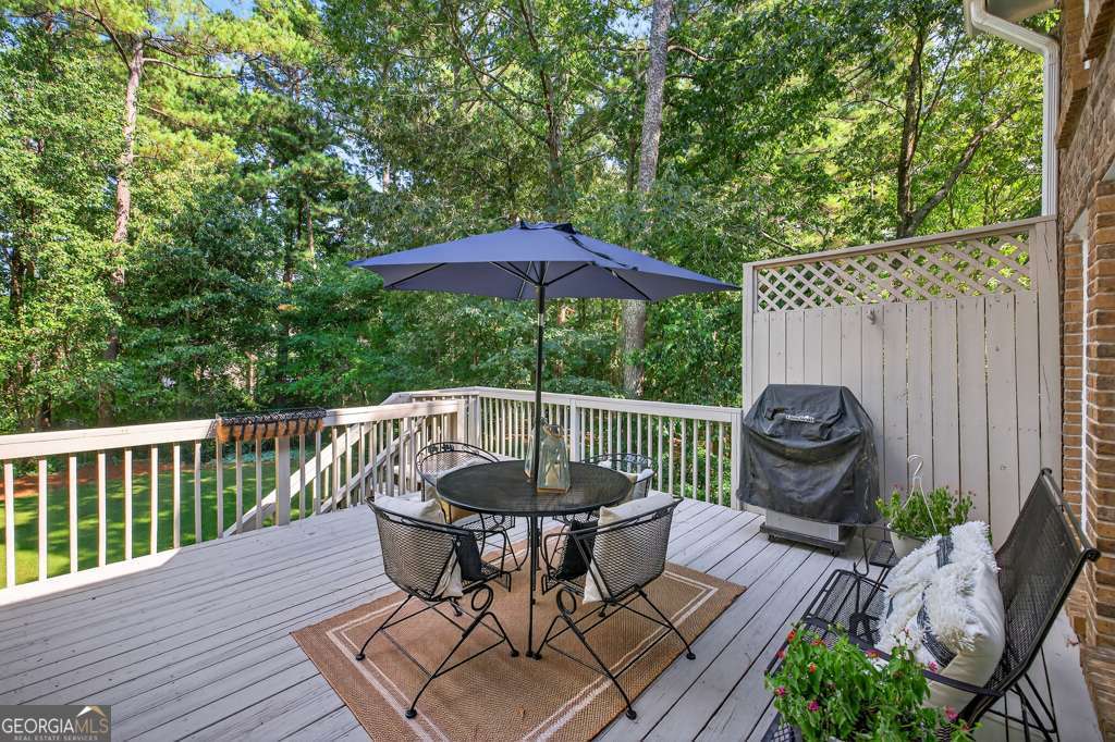 1430 Roanoke Trace Grayson GA 30017