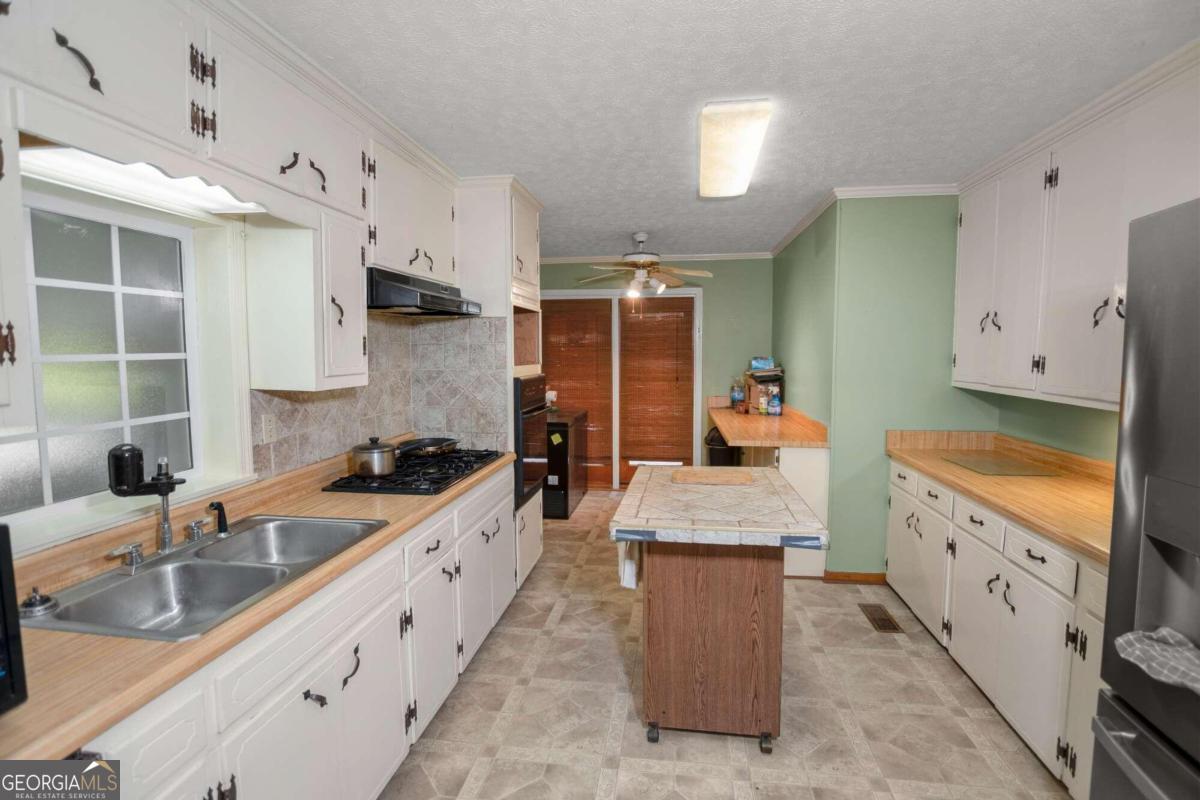 7169 Red Bud Road NE Ranger GA 30734