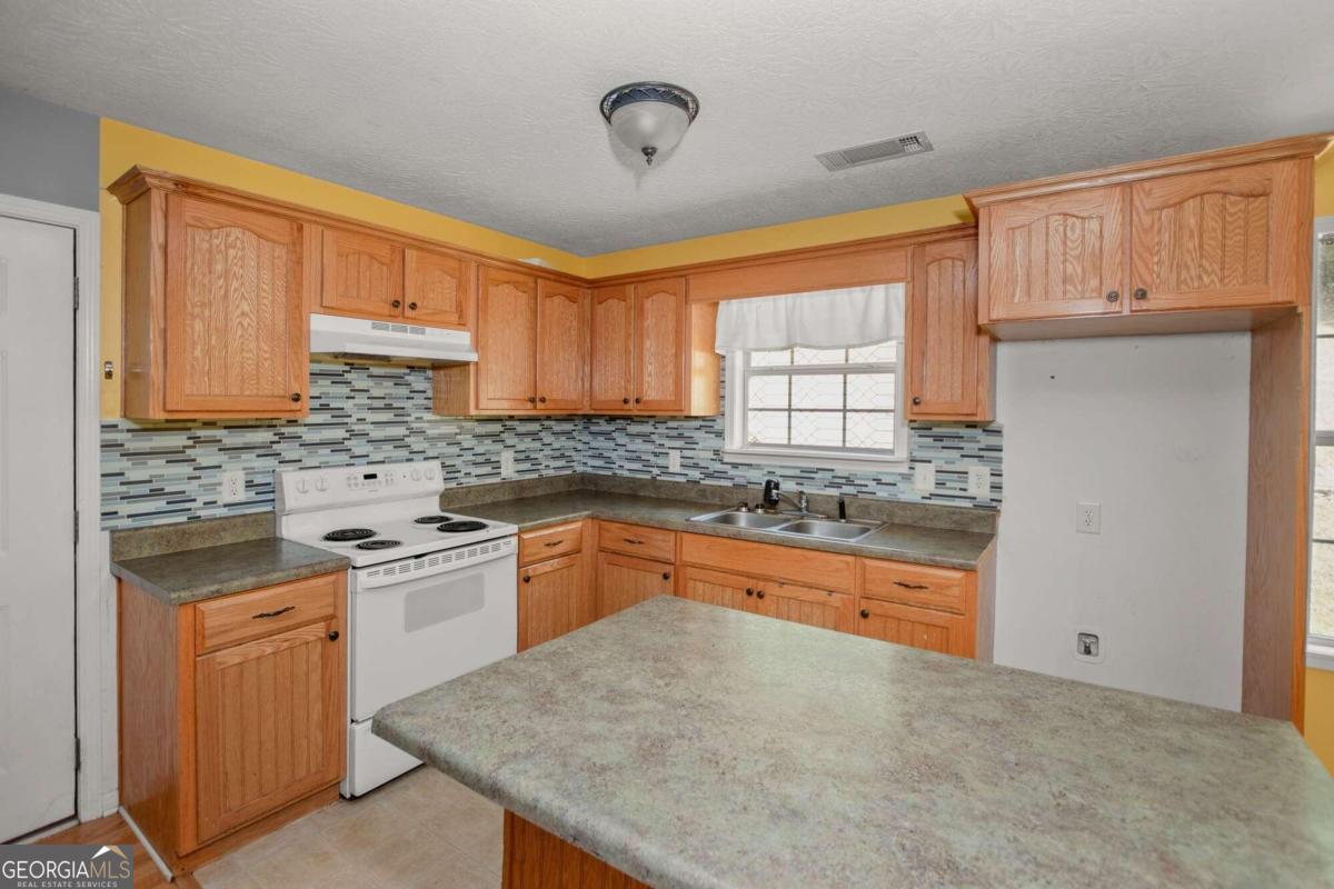 7169 Red Bud Road NE Ranger GA 30734