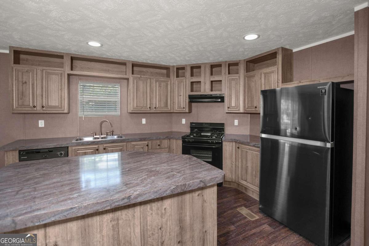 7169 Red Bud Road NE Ranger GA 30734