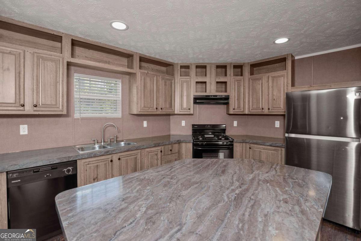 7169 Red Bud Road NE Ranger GA 30734