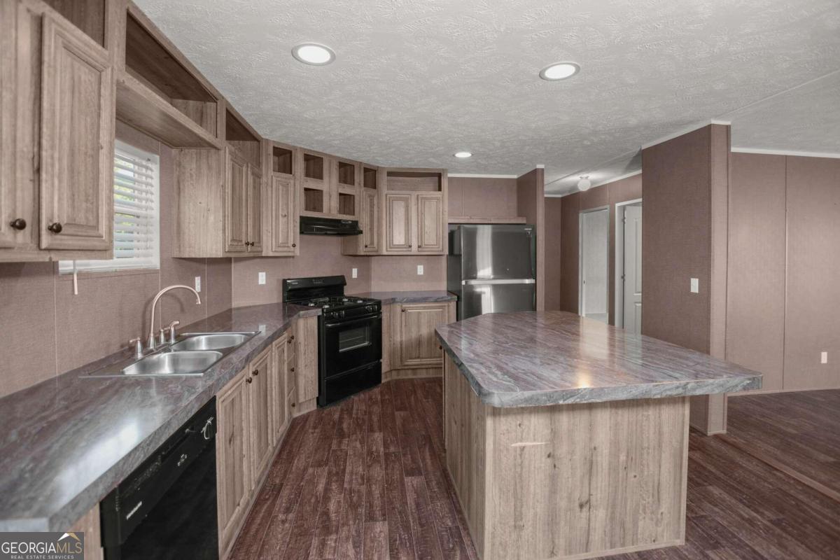 7169 Red Bud Road NE Ranger GA 30734