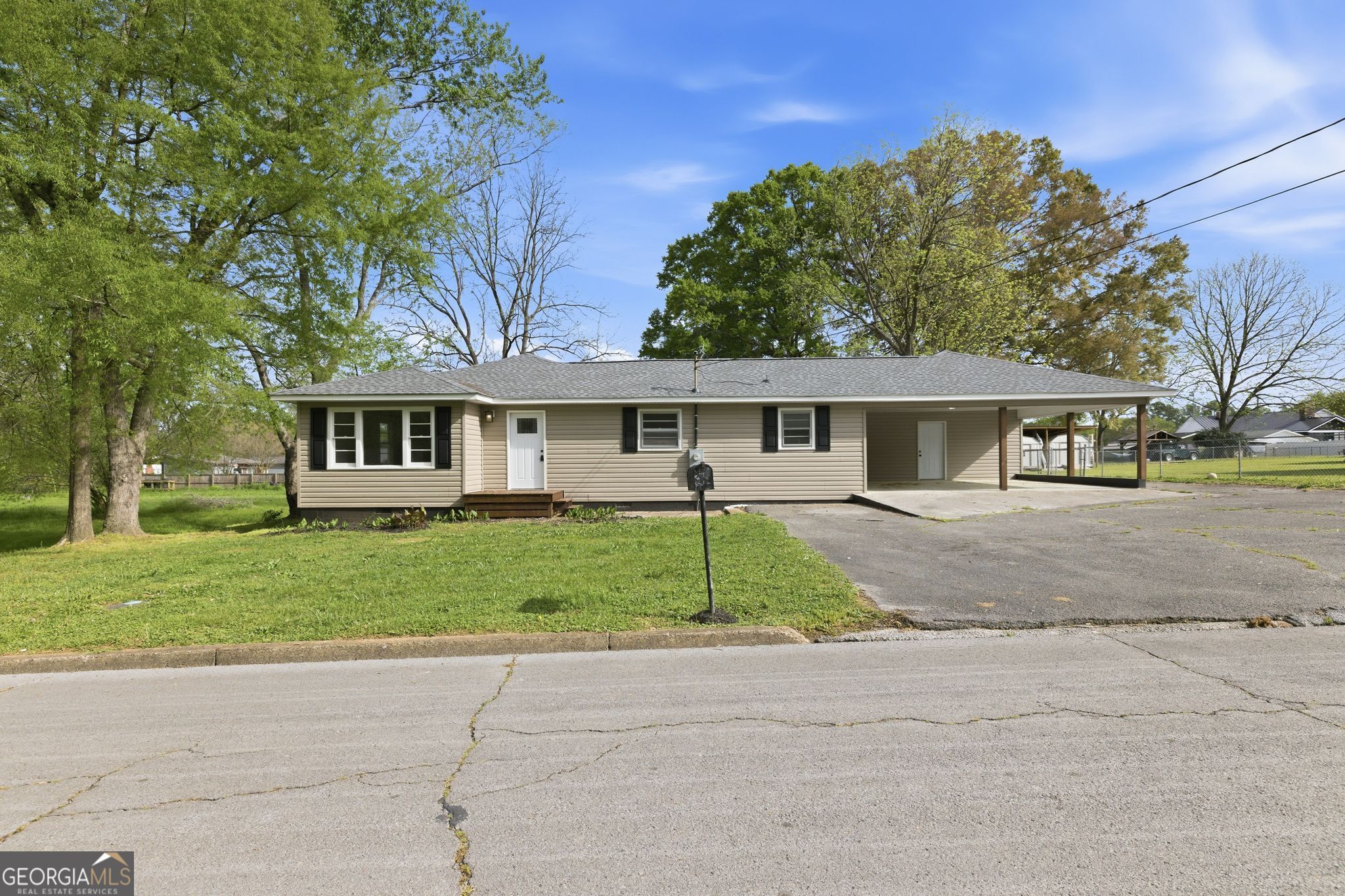168 Moore Street Trion GA 30753