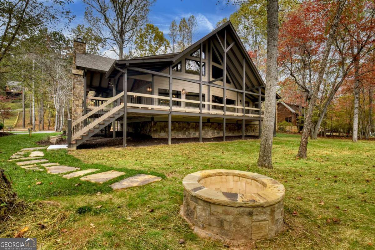 577 Blackberry Mineral Bluff GA 30559
