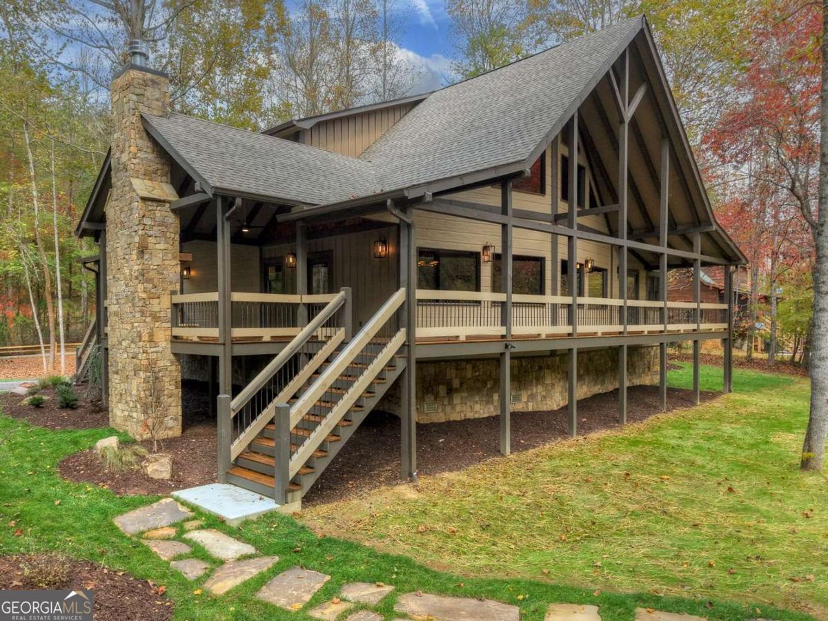 577 Blackberry Mineral Bluff GA 30559