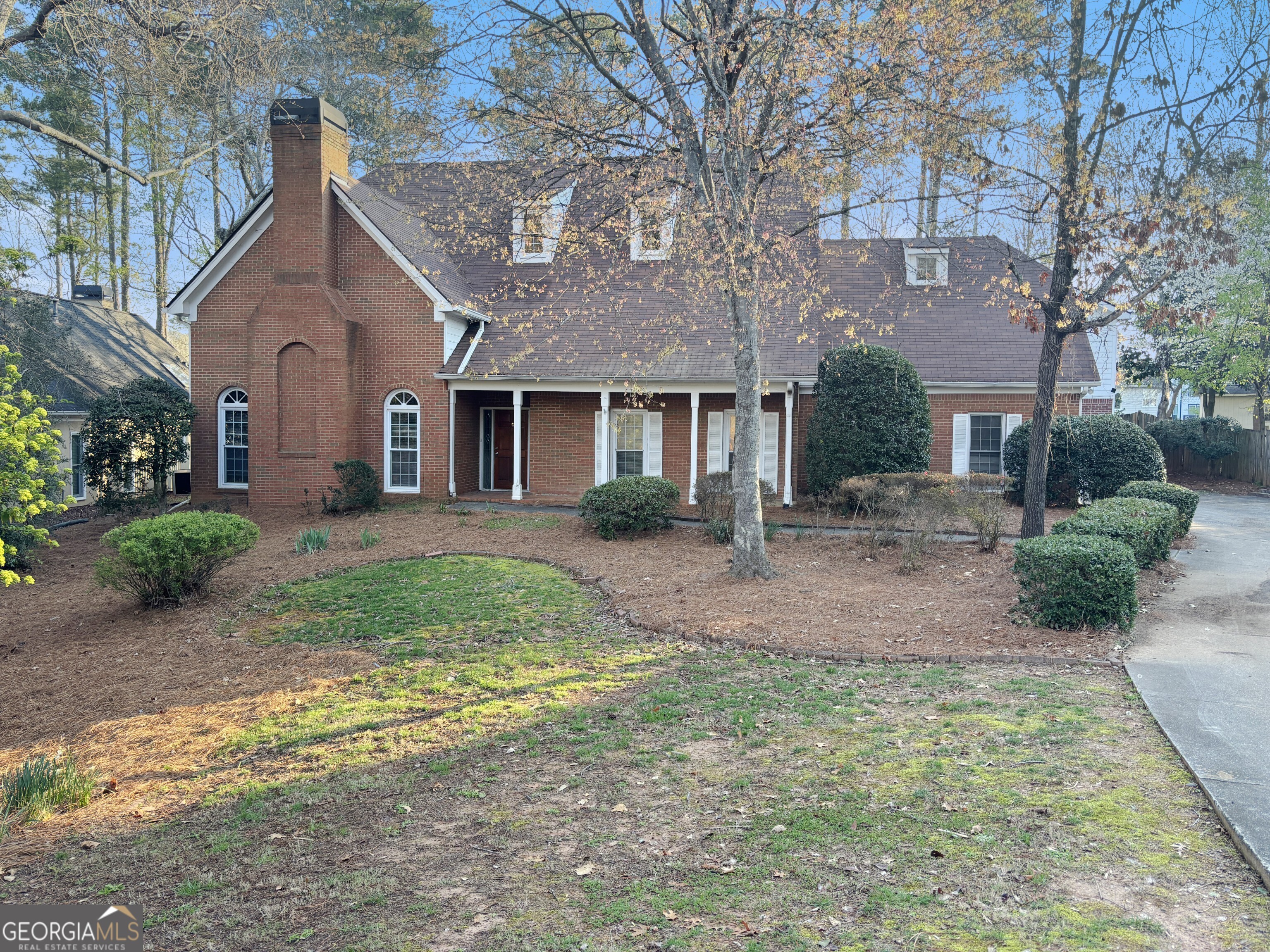 105 Lazy Laurel Chase Roswell GA 30076