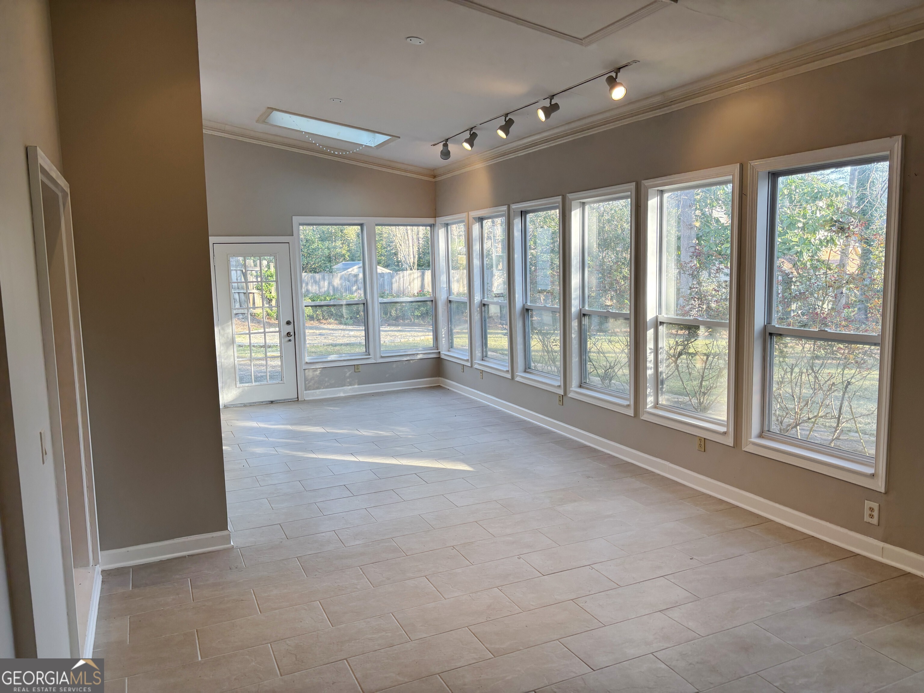 105 Lazy Laurel Chase Roswell GA 30076