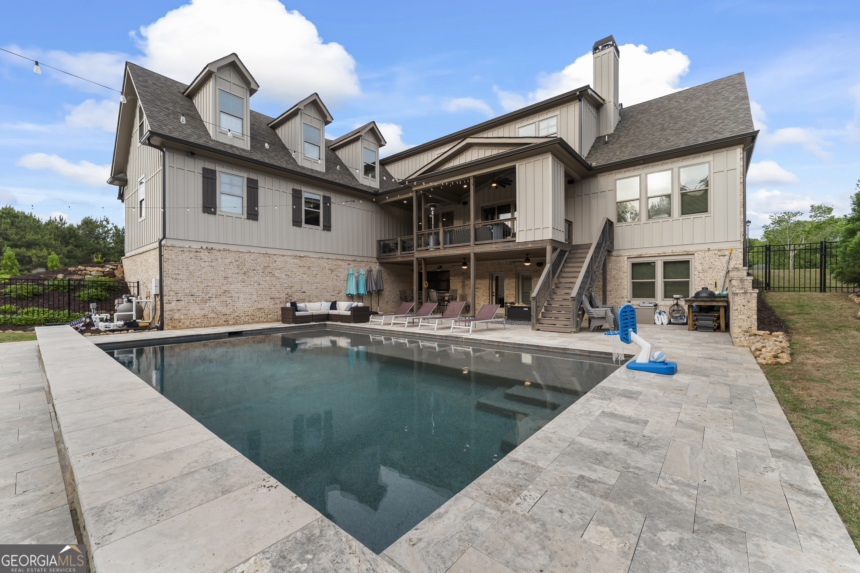 4726 Crestview Way Flowery Branch GA 30542