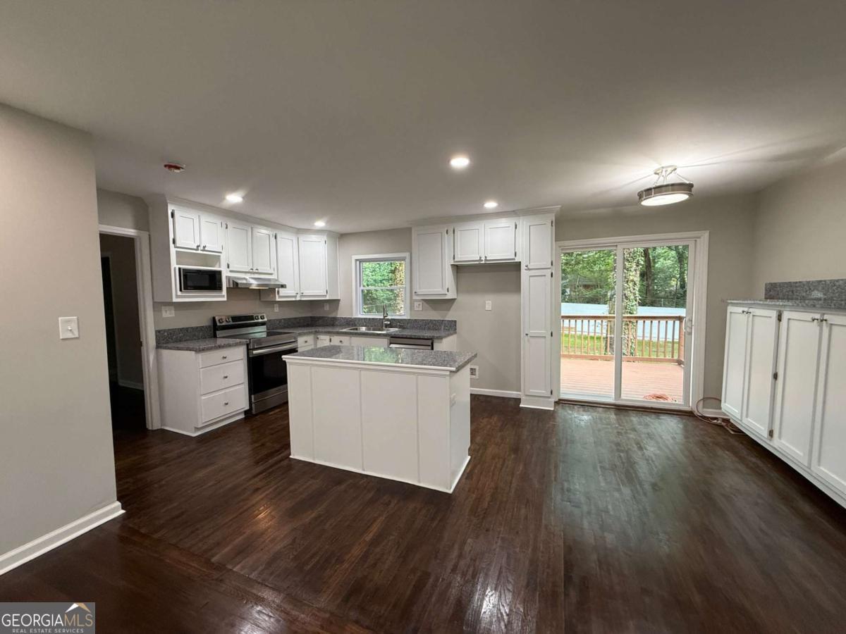 2943 Westbury Drive Decatur GA 30033
