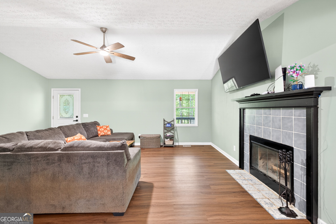 386 Ridgewood Drive Pendergrass GA 30567