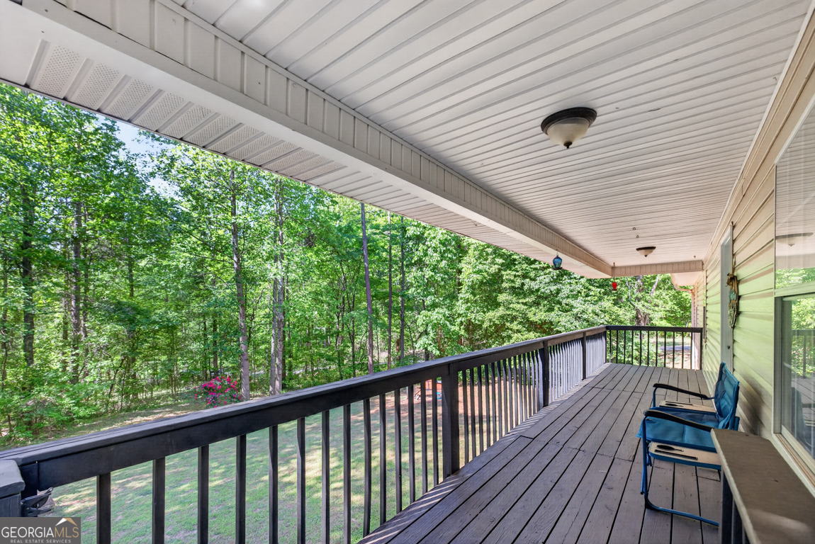 386 Ridgewood Drive Pendergrass GA 30567