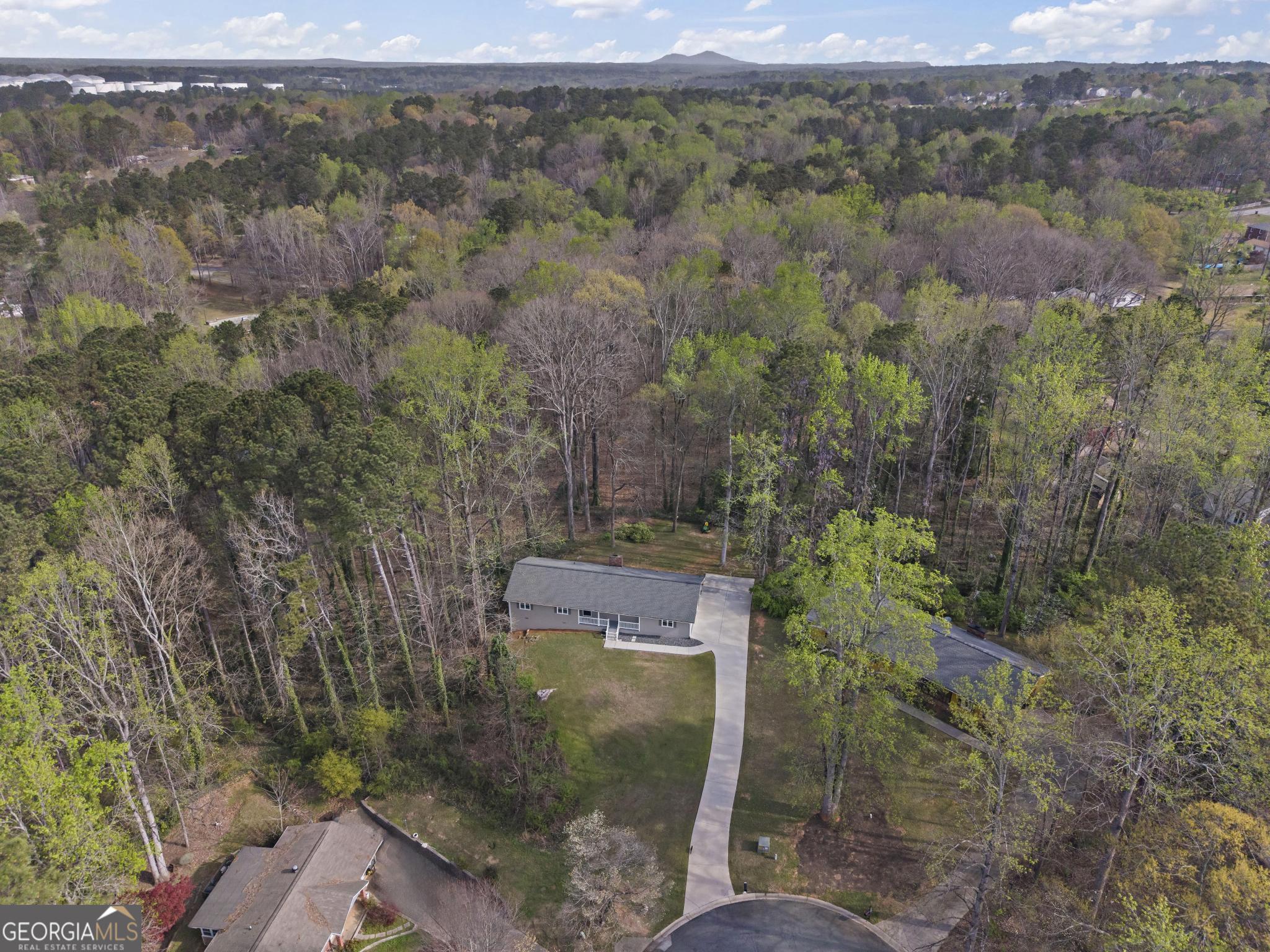2332 Shire Court Austell GA 30106