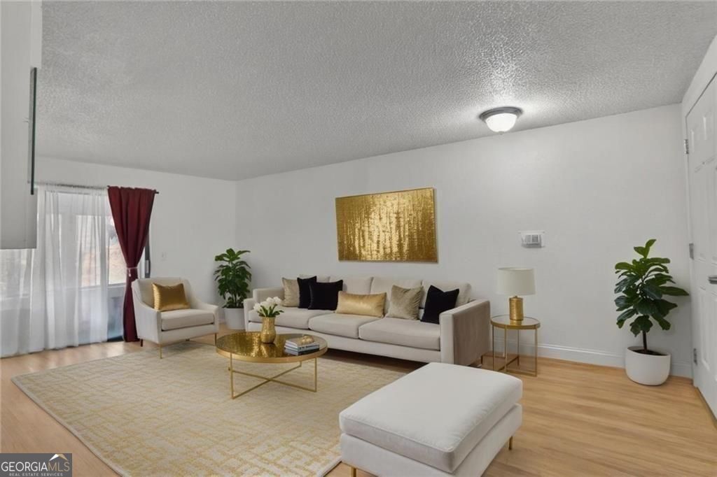 814 Seasons Parkway Norcross GA 30093