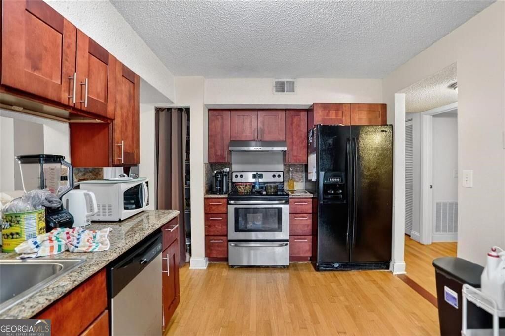 814 Seasons Parkway Norcross GA 30093