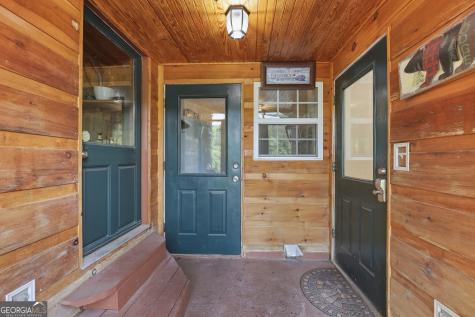1049 Mountain Shadows Drive Cleveland GA 30528