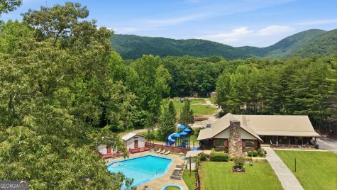 1049 Mountain Shadows Drive Cleveland GA 30528