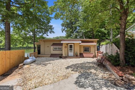1049 Mountain Shadows Drive Cleveland GA 30528