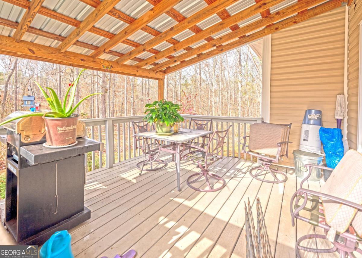 149 Candlestick Drive Hull GA 30646