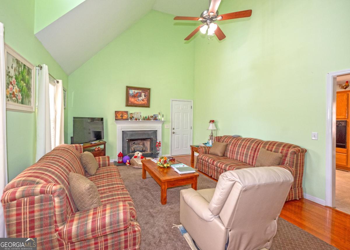 149 Candlestick Drive Hull GA 30646