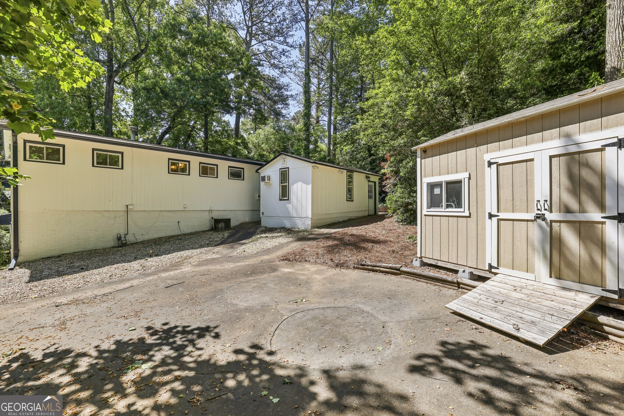 2056 Abby Lane NE Atlanta GA 30345