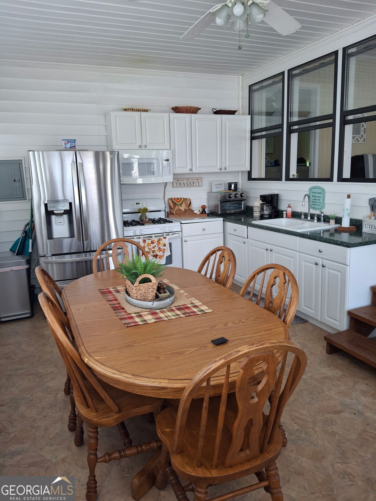 112 Cindy Parkway Cleveland GA 30528