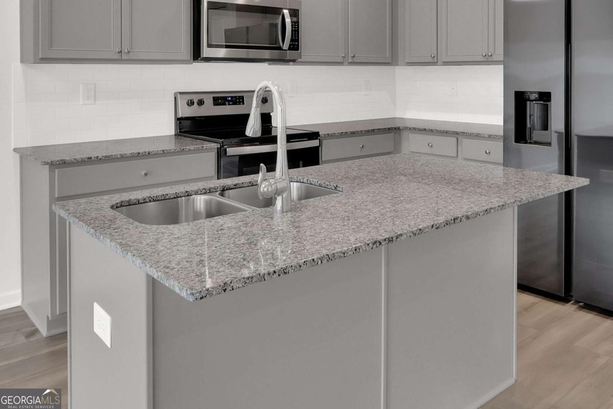 59 Regent Park Hoschton GA 30548