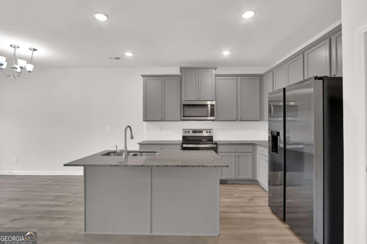 59 Regent Park Hoschton GA 30548