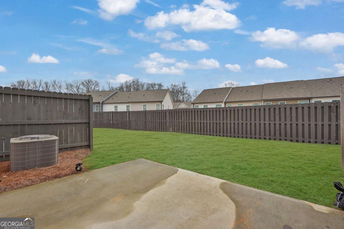 59 Regent Park Hoschton GA 30548