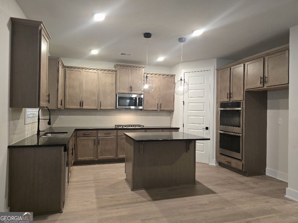 128 Patillo Manor Stockbridge GA 30281