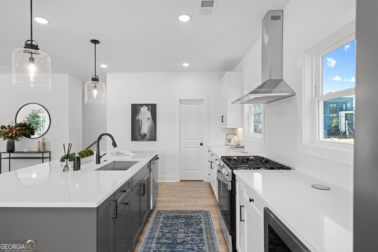 367 King's Landing Hapeville GA 30354