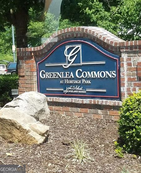 61 Hammock Place SE Atlanta GA 30312