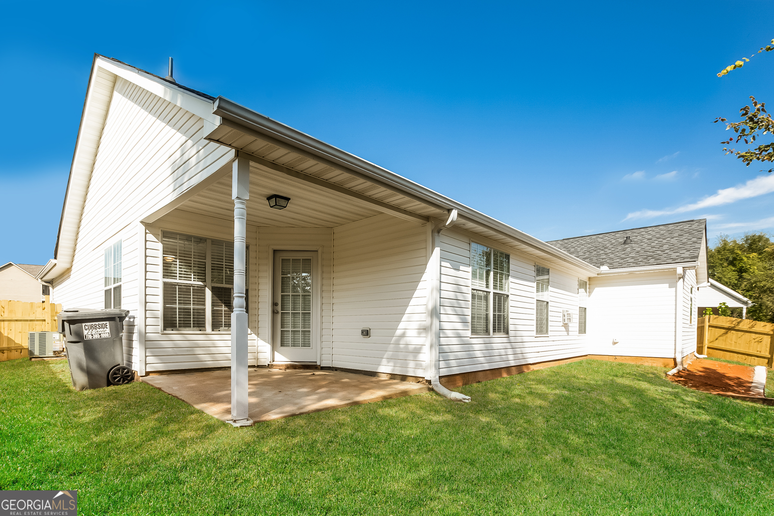 75 S Greenfield Circle Covington GA 30016