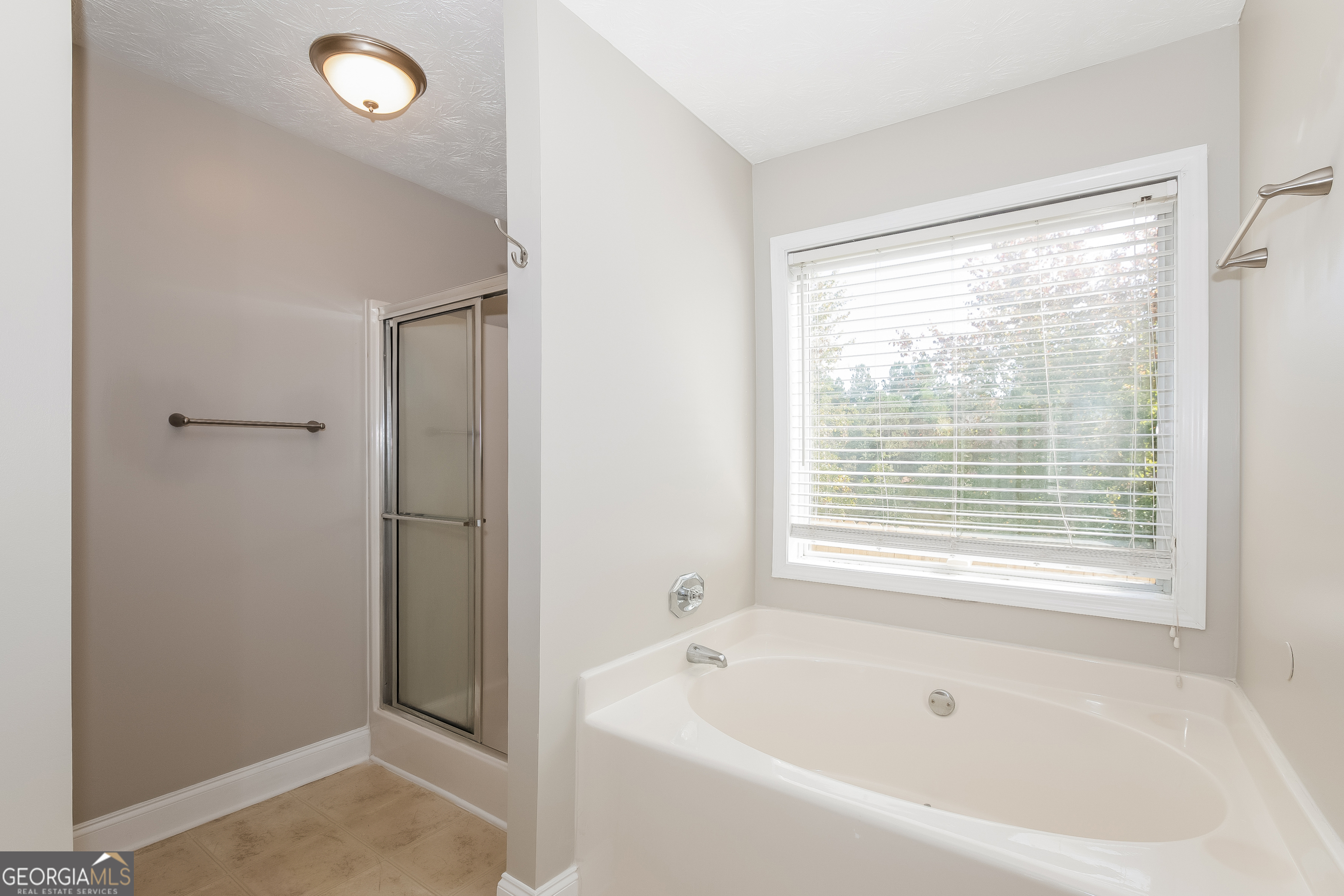 75 S Greenfield Circle Covington GA 30016
