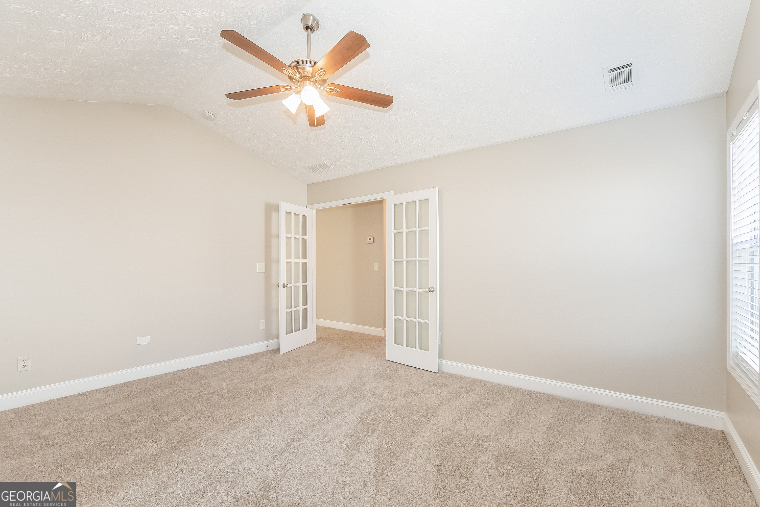 75 S Greenfield Circle Covington GA 30016