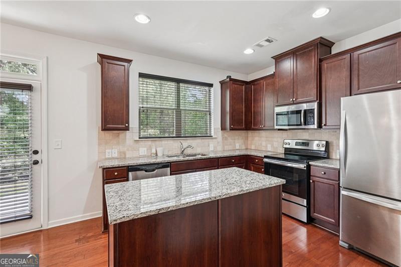 5710 Vinyard Lane Cumming GA 30041