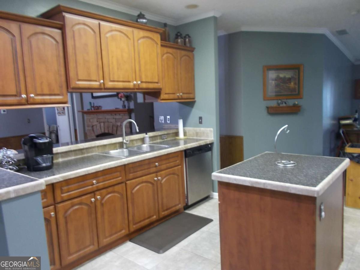 416 Old Jones Road Whitesburg GA 30185
