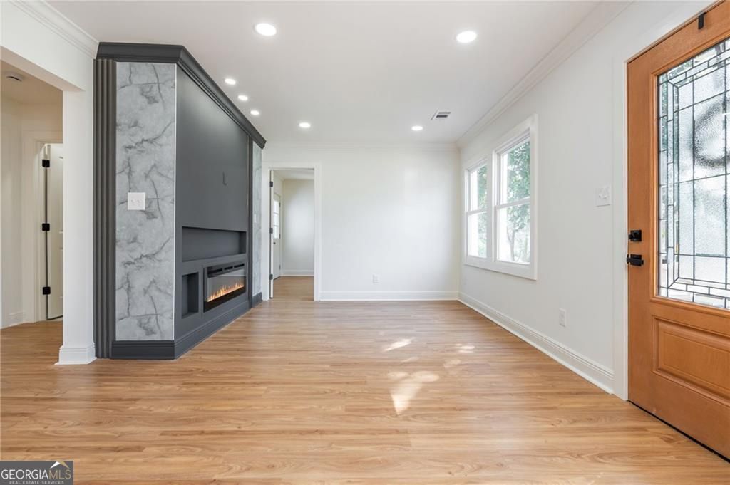 949 Sylvan Place SW Atlanta GA 30310