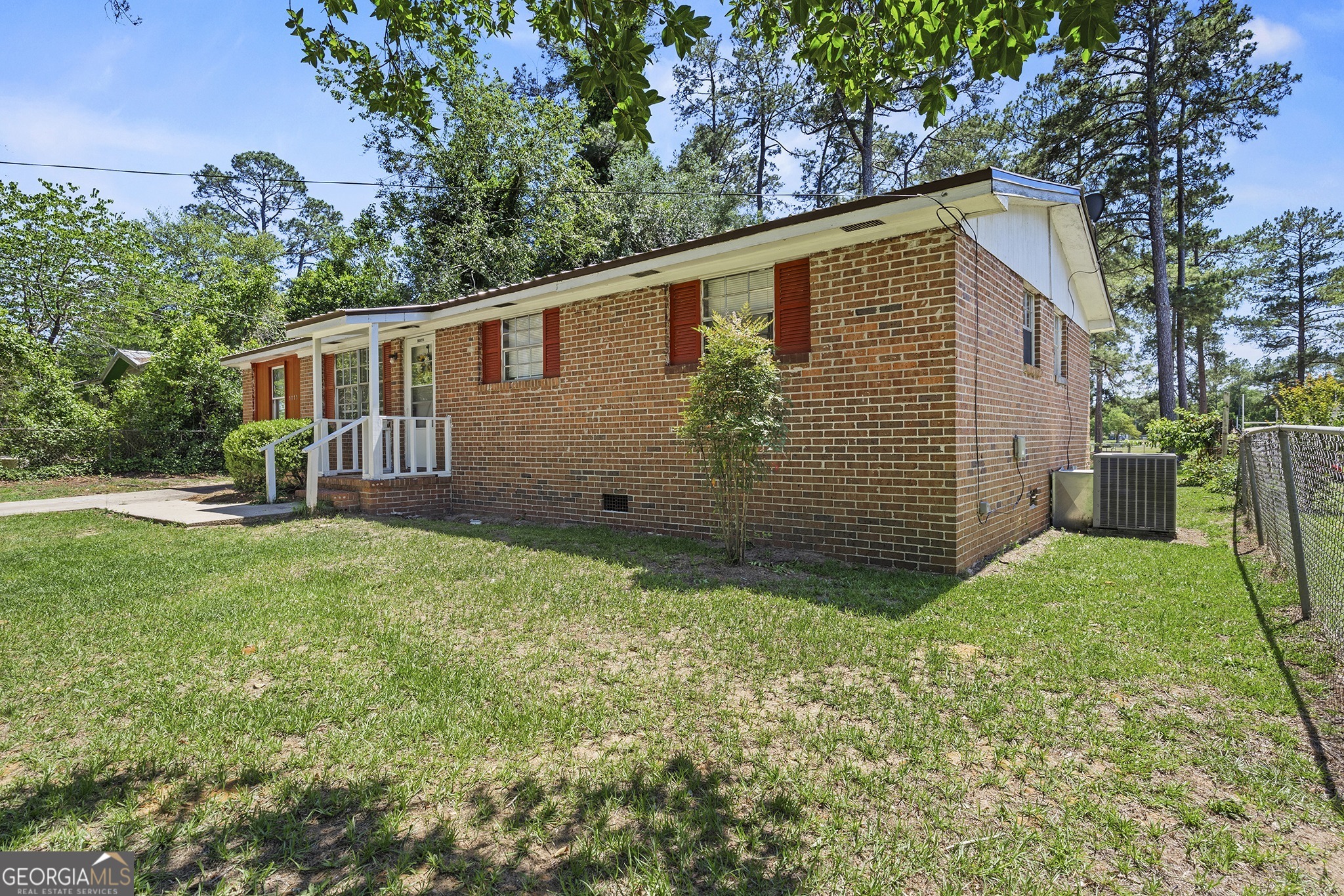 1111 Creekwood Drive Perry GA 31069