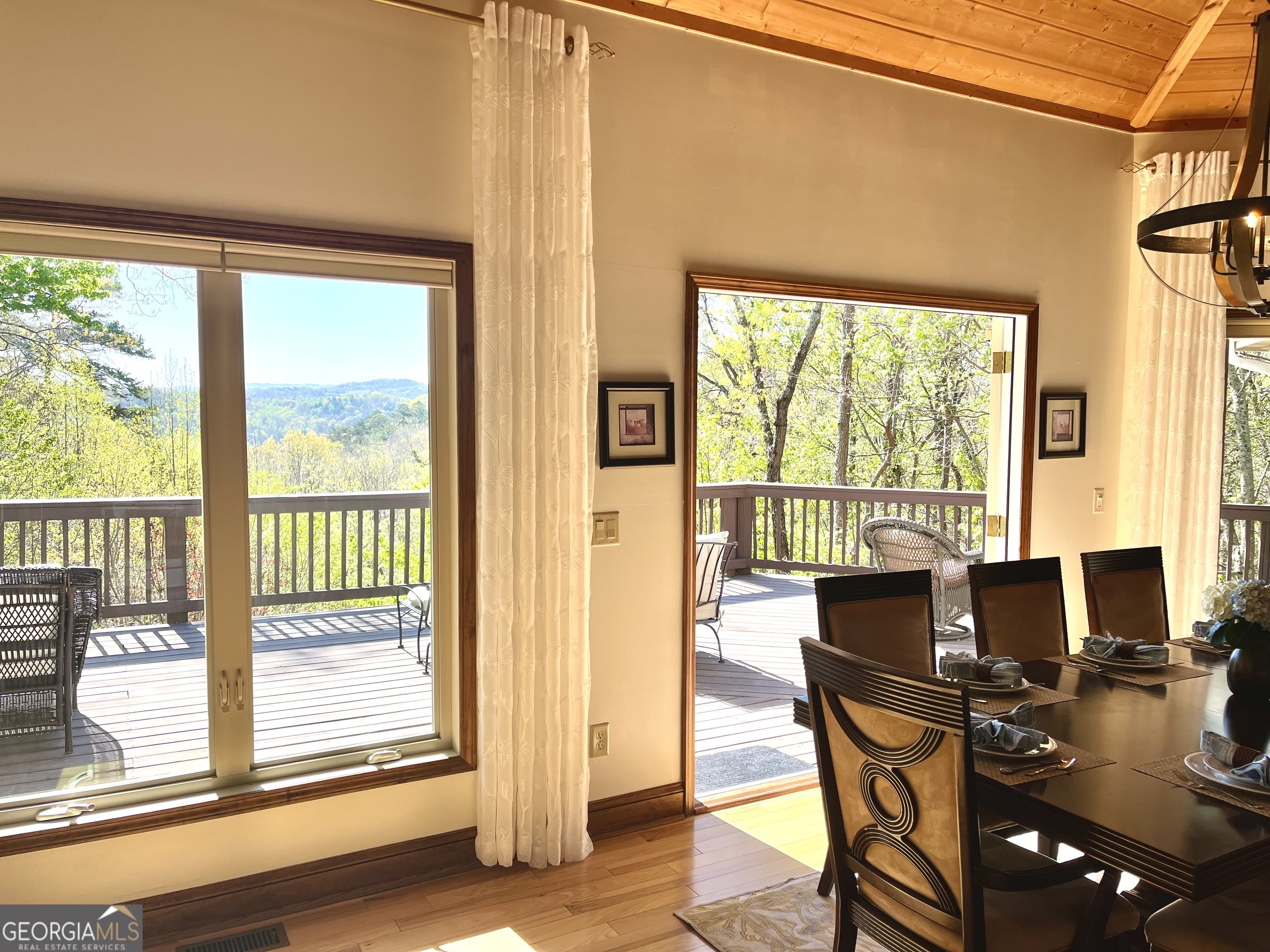 326 Garfield Drive Ellijay GA 30540