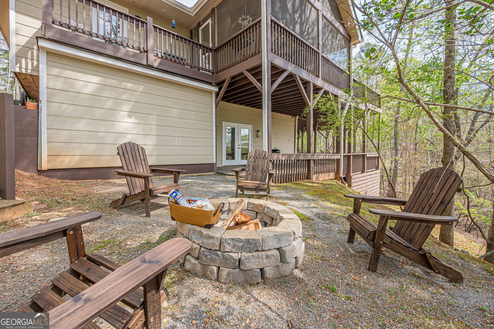 326 Garfield Drive Ellijay GA 30540