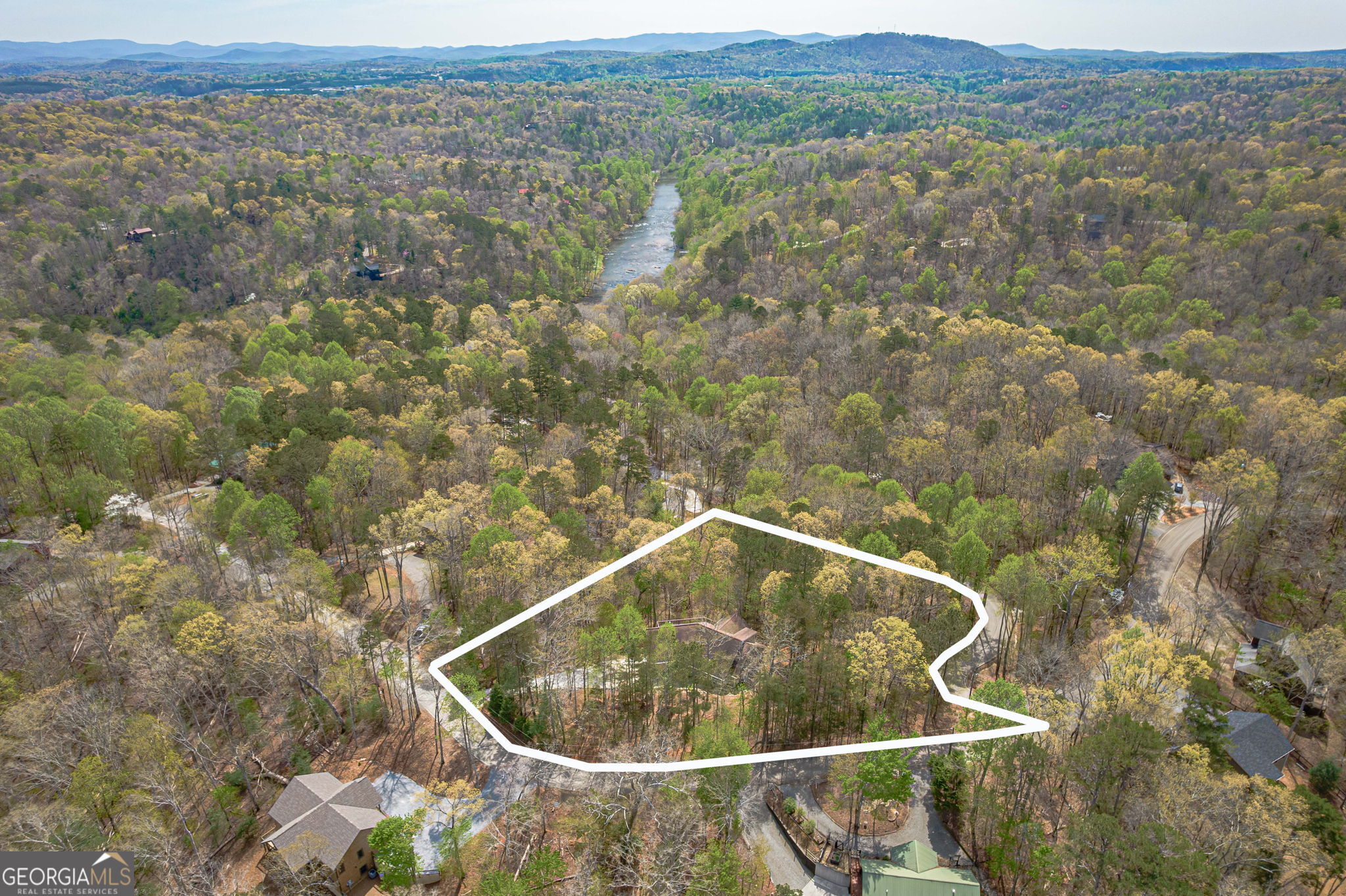 326 Garfield Drive Ellijay GA 30540